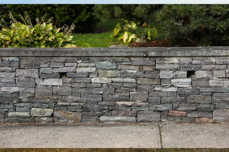 Stone Fencing Pole-2